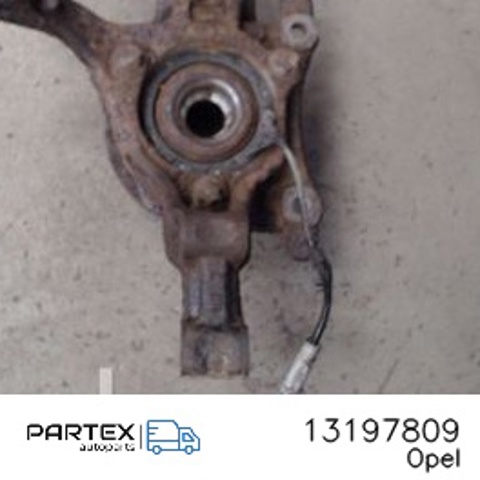 Цапфа передняя правая 13197809 OPEL