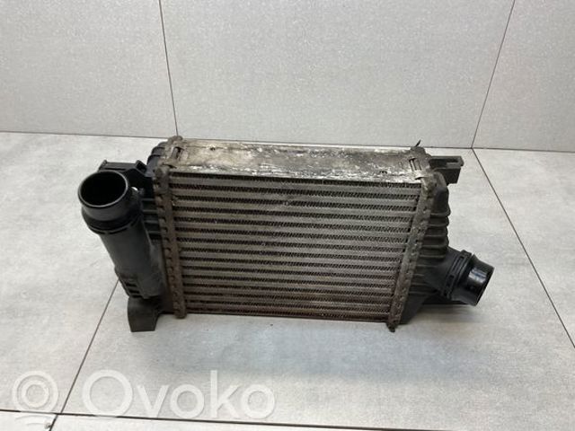 144961381R RENAULT Радиатор интеркуллера купить в Житомир