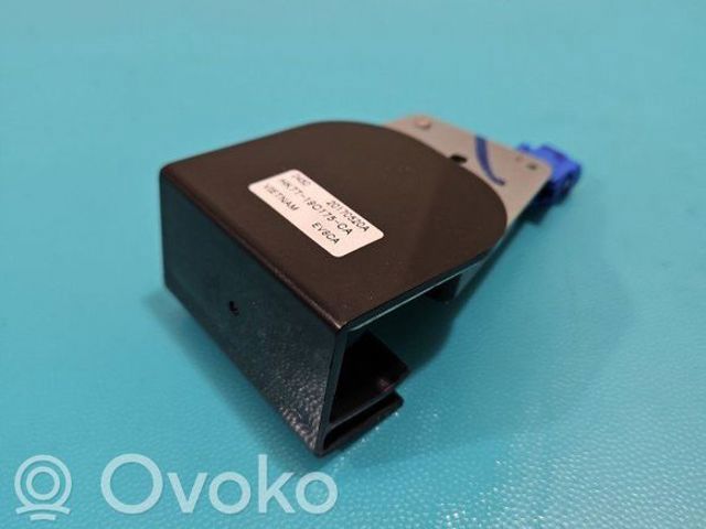 FORD 1454575 Полуось (привод) передняя правая в наличии Ирпень