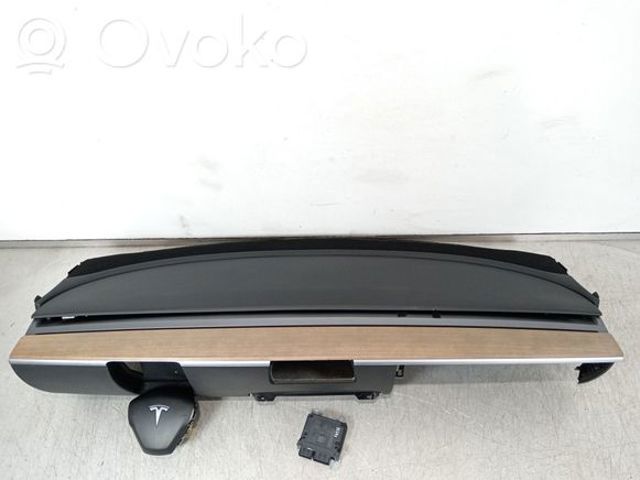 TESLA 151287600B в наличии Хмельницкий