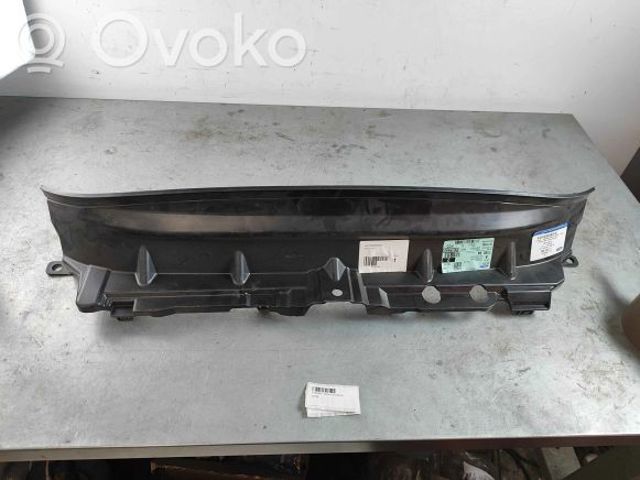 FORD 1537649 Верхний дефлектор радиатора в наличии Житомир