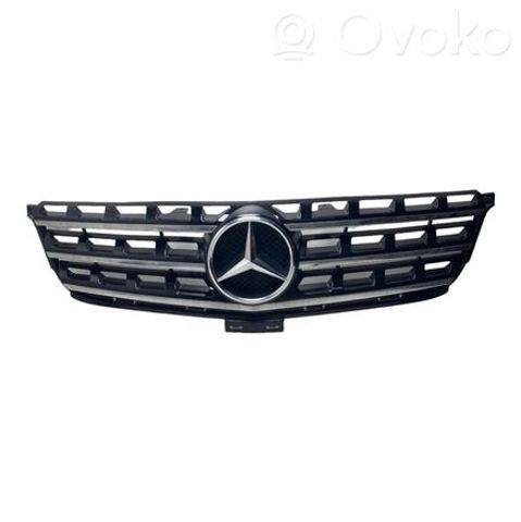 1668800985 MERCEDES Решетка радиатора купить в Ровно