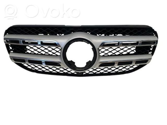 1678881200 MERCEDES Решетка радиатора купить в Черновцы