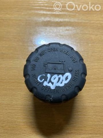 1695010015 MERCEDES Крышка расширительного бачка купить в Чернигов