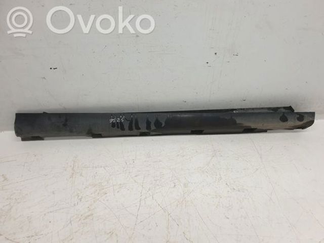 FORD 1747488 Накладка (молдинг) порога наружная правая в наличии Тернополь
