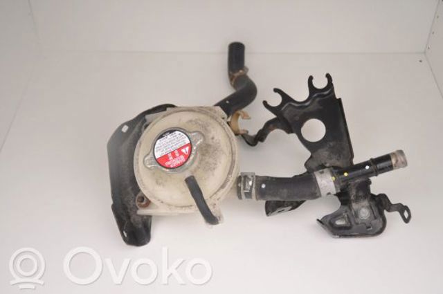 Раширительный бачок системы охлажения инвертора 1J1635WJA01 HONDA