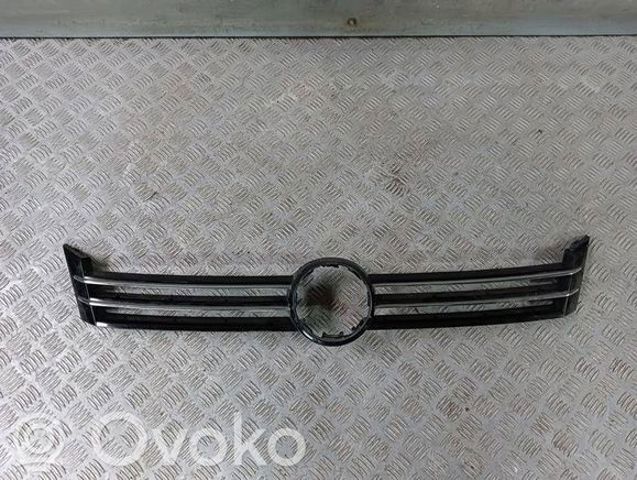 1T0853655C Решетка радиатора купить Ужгород