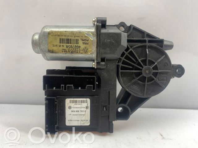 VAG 1T0959702 Мотор стеклоподъемника двери передней правой в наличии Львов