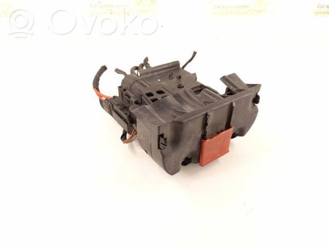 MERCEDES A2045403650 Блок предохранителей в наличии Ужгород