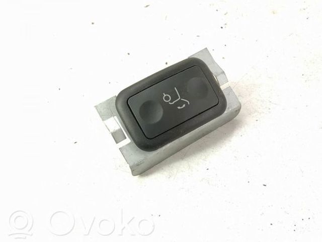 MERCEDES A2048707151 в наличии Львов