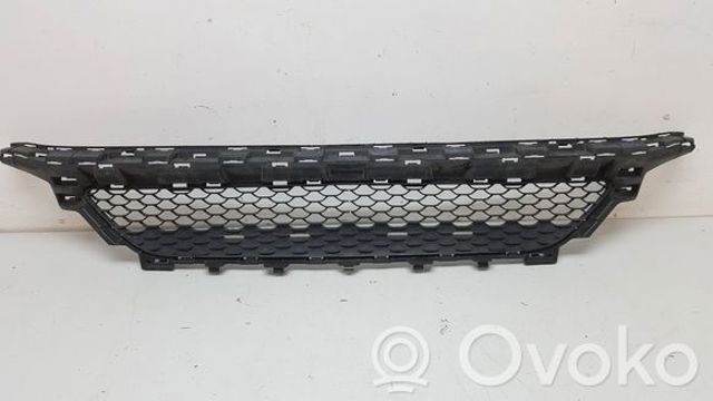MERCEDES A2058856204 Решетка радиатора в наличии Черновцы