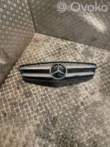 MERCEDES 2078880260 Решетка радиатора в наличии Винница