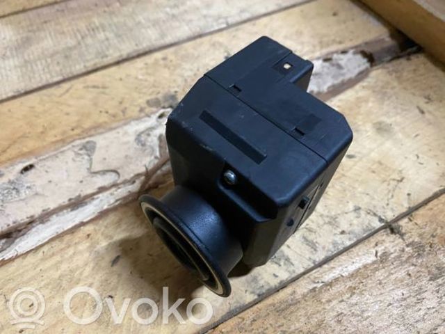 MERCEDES 2115451008 в наличии Днепр