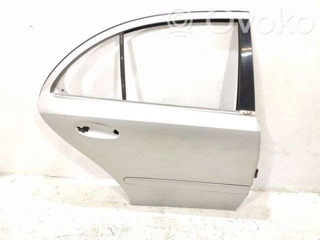 2117300205 MERCEDES Дверь задняя правая купить в Ужгород