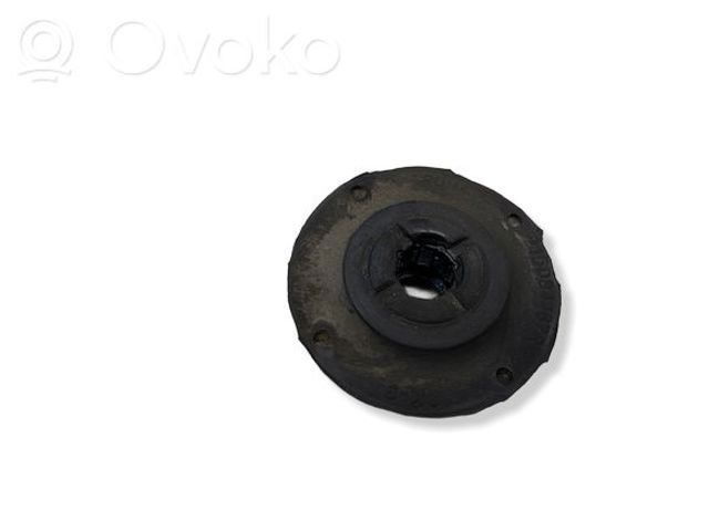 RENAULT 215084467R Кронштейн радиатора нижний в наличии Винница