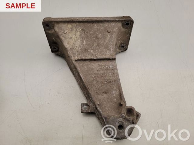 Кронштейн подушки (опоры) двигателя, правой 22116753362 BMW