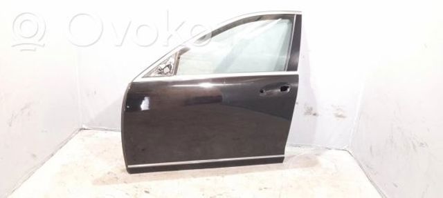 MERCEDES A2217200118 Стекло двери передней левой в наличии Украина