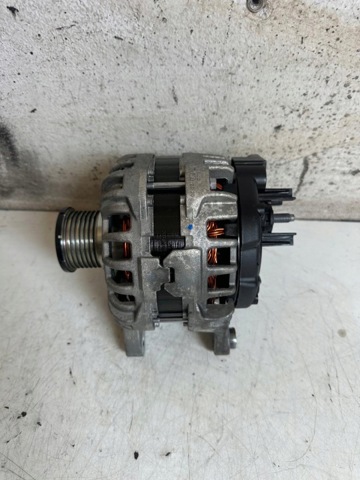 231007869R RENAULT Генератор купить в Полтава