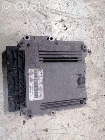 RENAULT 237104134R Блок управления двигателем в наличии Украина