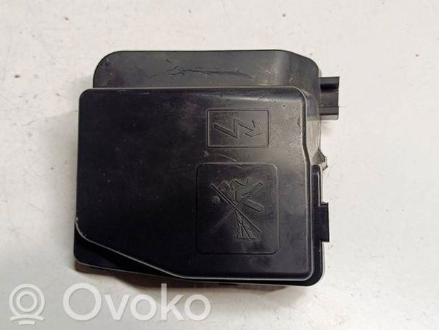 243825499R RENAULT Крышка блока предохранителей купить в Черновцы
