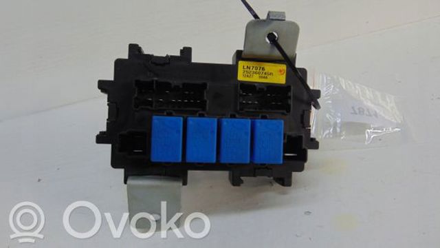 252360745R RENAULT купить в Винница