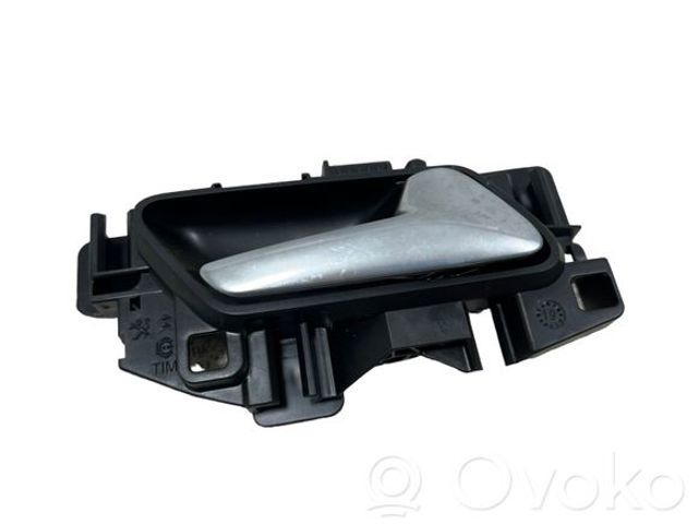 Дверная ручка внутренняя левая передняя/задняя 25527W01 PEUGEOT
