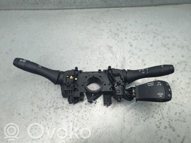 255672660R Подрулевой переключатель купить Павлоград