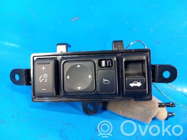 NISSAN 255703RA1A в наличии Львов