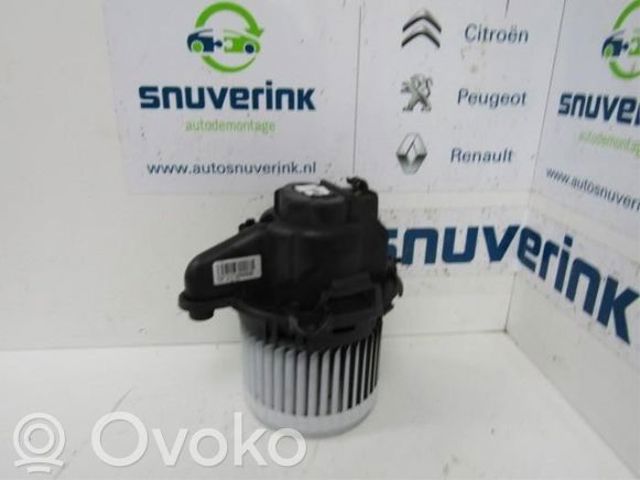RENAULT 272101005R Вентилятор печки в наличии Николаев