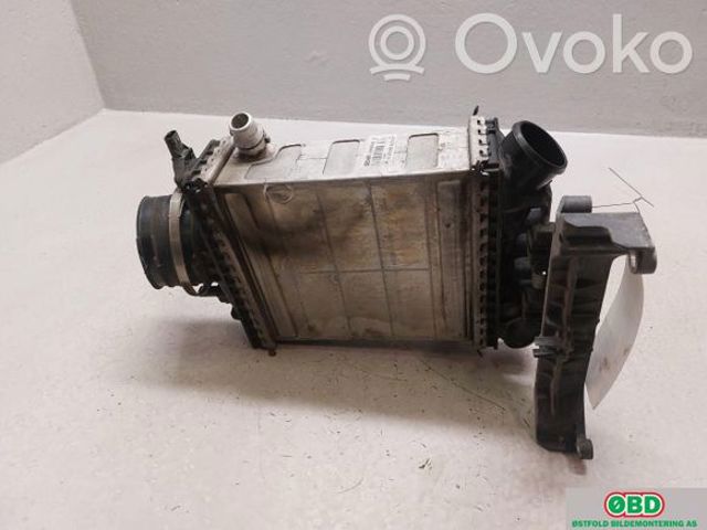 MERCEDES 2760900214 Радиатор интеркуллера в наличии Полтава