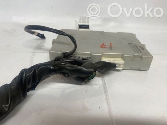 27760CC010 NISSAN купить в Украина