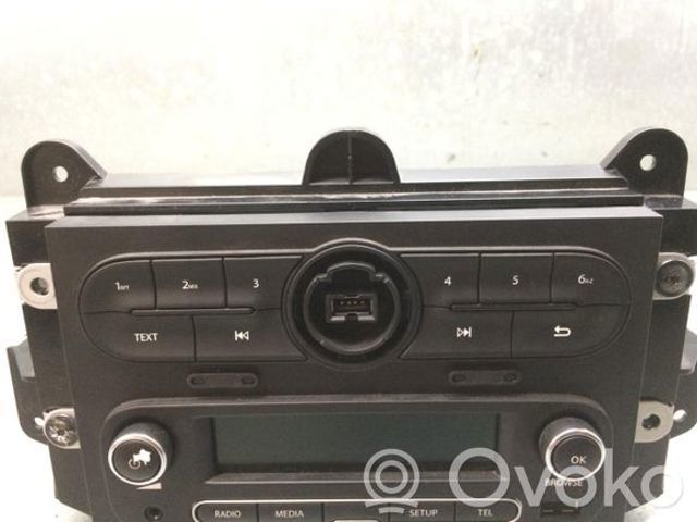 281153690R RENAULT Магнитола (радио AM/FM) купить в Каменское