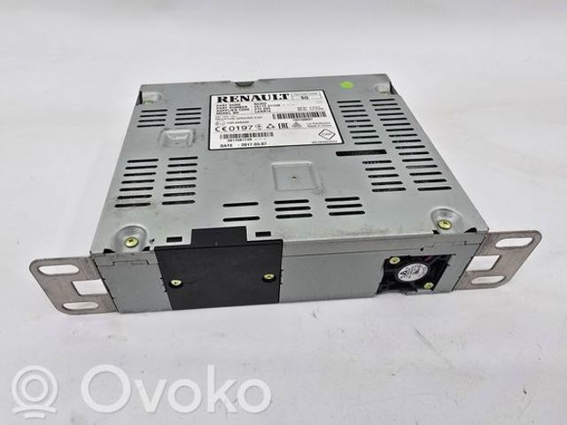 RENAULT 281158174R Магнитола в наличии Львов