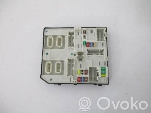 RENAULT 284B65628R Блок предохранителей в наличии Харьков