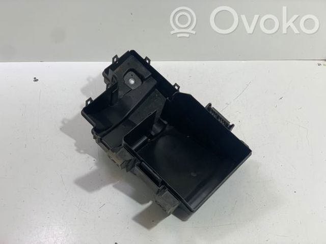 284B9JY00A RENAULT Корпус блока предохранителей купить в Черкассы