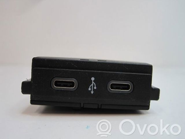 2G6035736 VAG USB-разветвитель купить в Тернополь