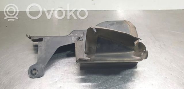 VOLVO 30678190 Воздуховод (дефлектор) радиатора левый в наличии Винница