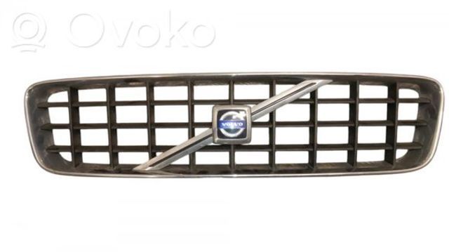 VOLVO 30678980 Решетка радиатора в наличии Черновцы