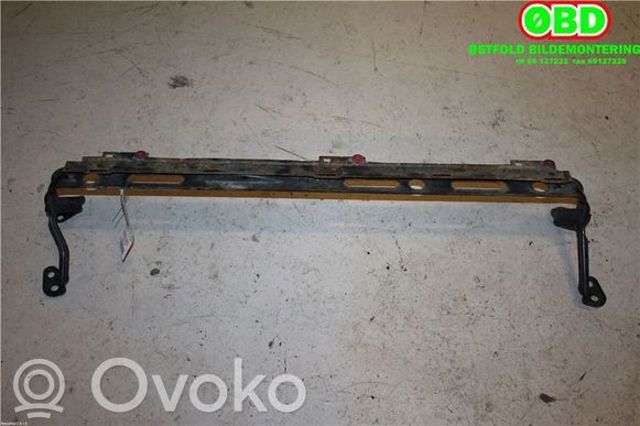 VOLVO 30723204 Балка радиатора нижняя в наличии Хмельницкий