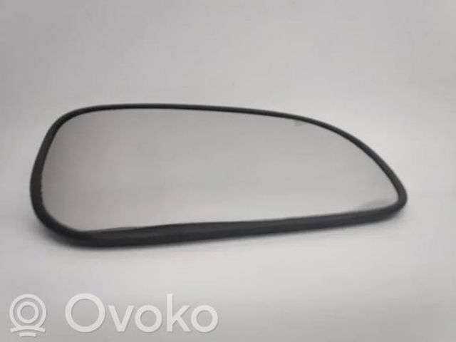 VOLVO 30744791 Стекло правого зеркала заднего вида в наличии Запорожье