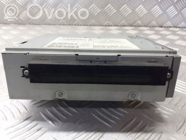 Заводская магнитола 30752569 VOLVO