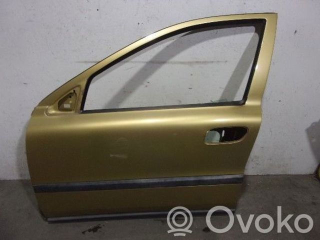 VOLVO 30796486 Дверь передняя левая в наличии Винница
