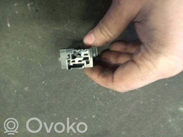 VOLVO 30862863 в наличии Киев