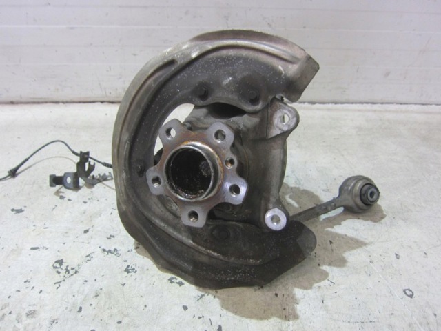BMW 31216882597 Цапфа передняя левая в наличии Днепр