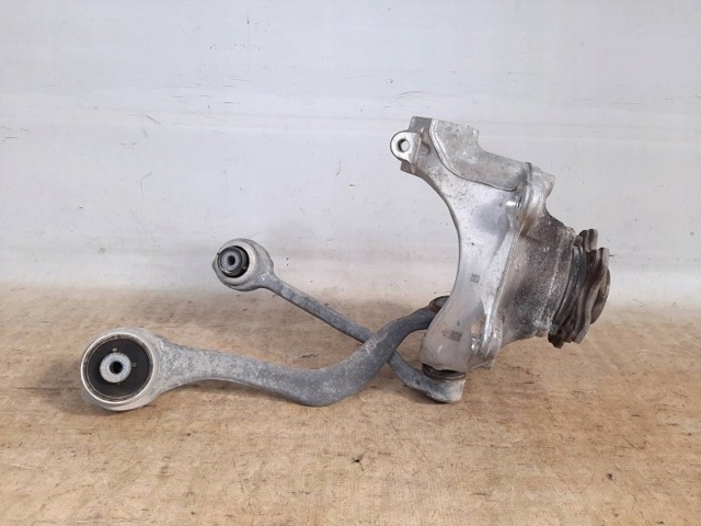 31216884886 BMW Цапфа (поворотный кулак) передний правый купить в Винница