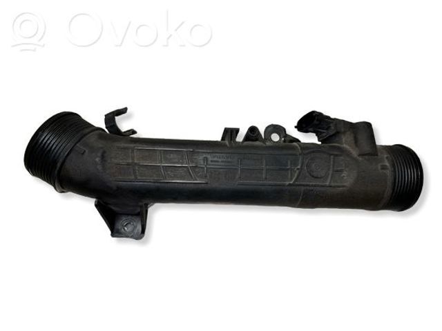 VOLVO 31368609 Патрубок интеркулера в наличии Хмельницкий