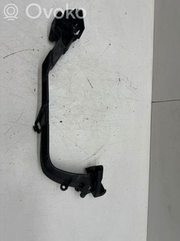 VOLVO 31383679 Кронштейн крепления противотуманной фары левой в наличии Днепр