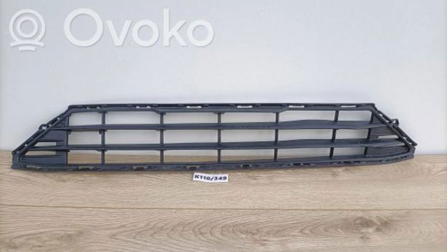 VOLVO 31425175 Решетка бампера переднего центральная в наличии Днепр