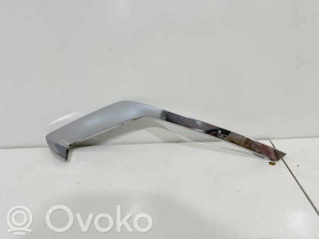 VOLVO 31455512 Молдинг решетки бампера переднего правый в наличии Украина