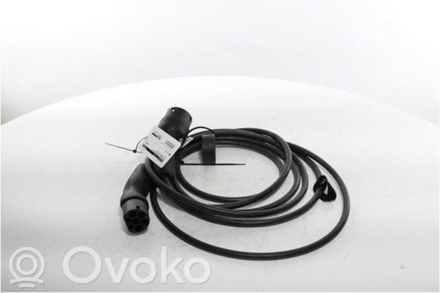 VOLVO 32324600 Кабель для зарядки электромобиля в наличии Ирпень
